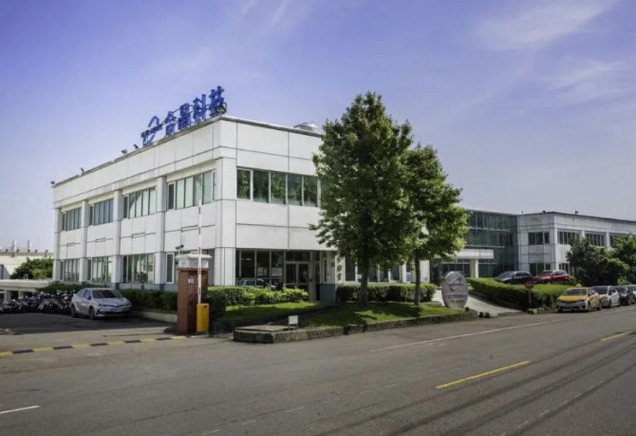 從268元摔到7元，又在一年半翻了8倍！拆解合晶5路押注，總座為何高喊「左右逢源」？
