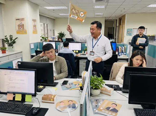  選舉到了，你主管可以逼你表態嗎？律師：恐讓公司挨罰150萬