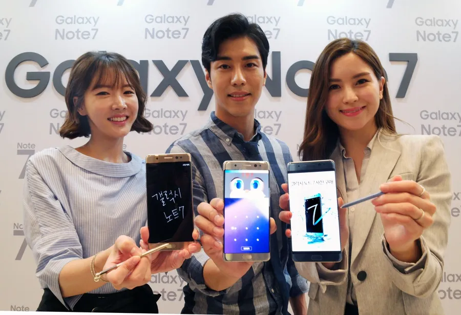 三星要崩潰了？韓Note 7換機後傳電池仍出包、會過熱