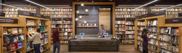 Amazon實體書店。Amazon官網。.jpg