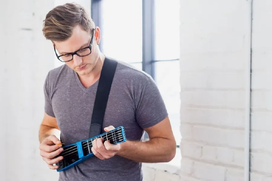 Jamstik+  吉他初學者的入門神器