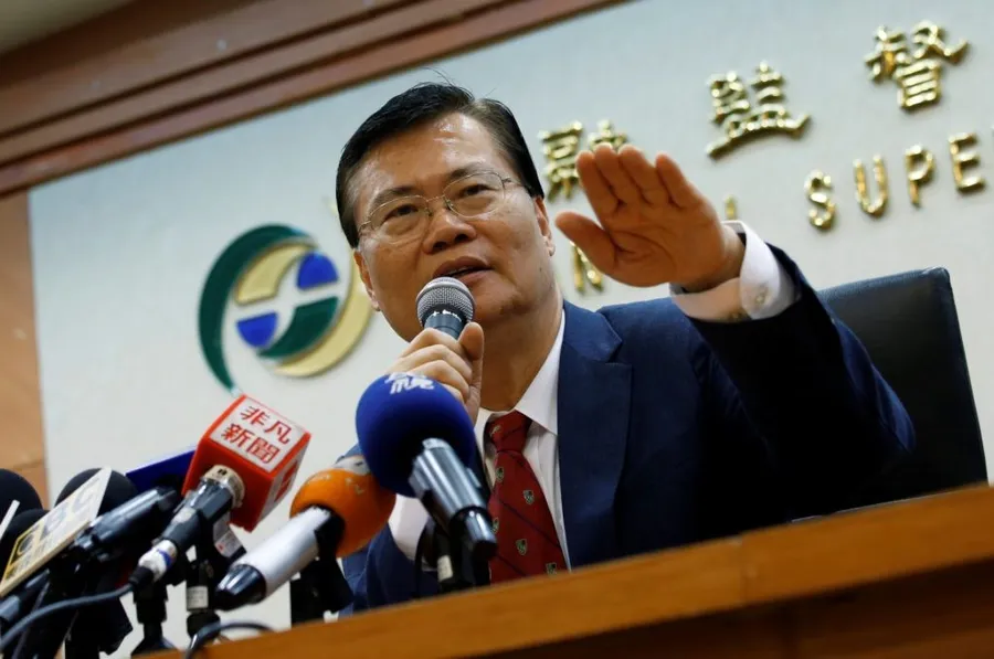 金管會數十億美元海外洗錢管不了，卻限國內電子支付只能每月五千元