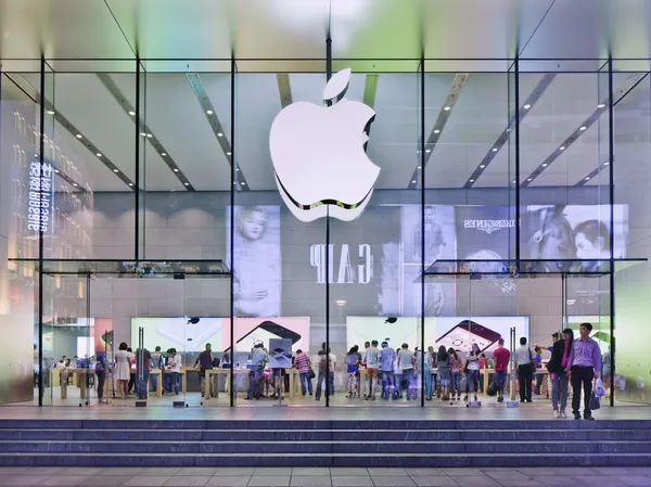 科技巨獸併購潮，金額突破10兆、創20年新高！Apple、微軟都下手買新創 