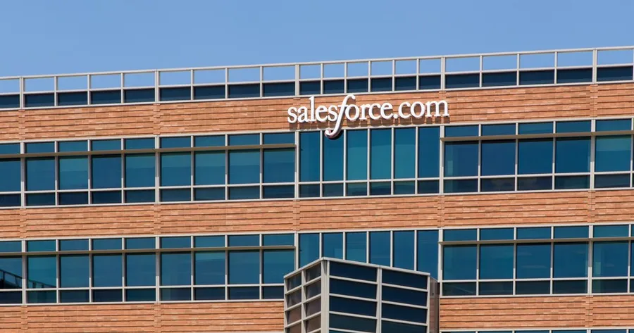 剛裁員1,000人，Salesforce又宣佈招募1.2萬名新員工！估公司規模擴大2成